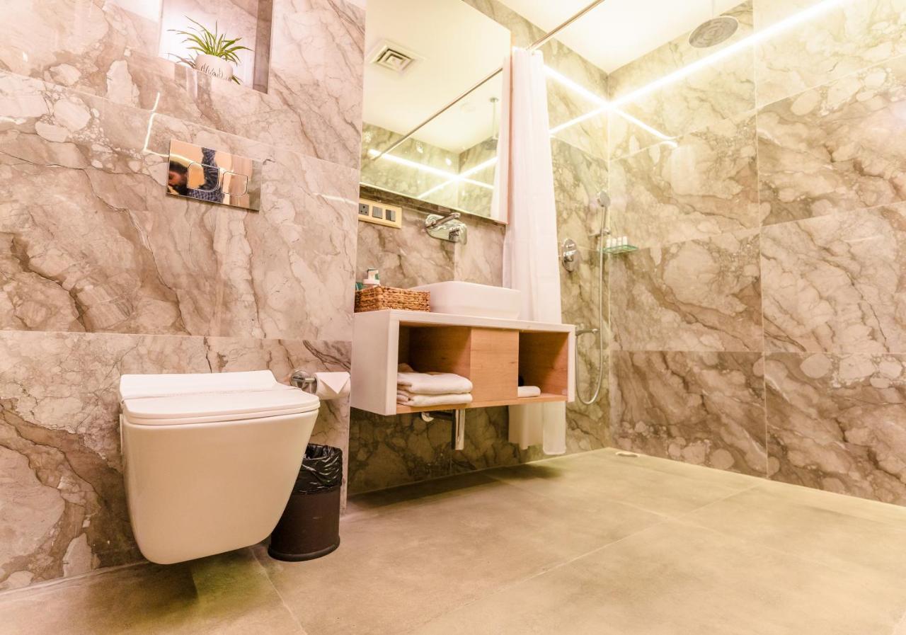 Hotel Mirana , Tinsukia Екстериор снимка