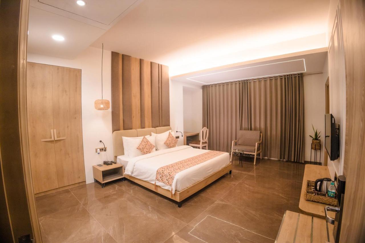 Hotel Mirana , Tinsukia Екстериор снимка